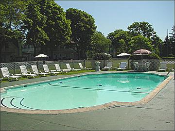 Shoreway Acres Inn Фалмът Екстериор снимка