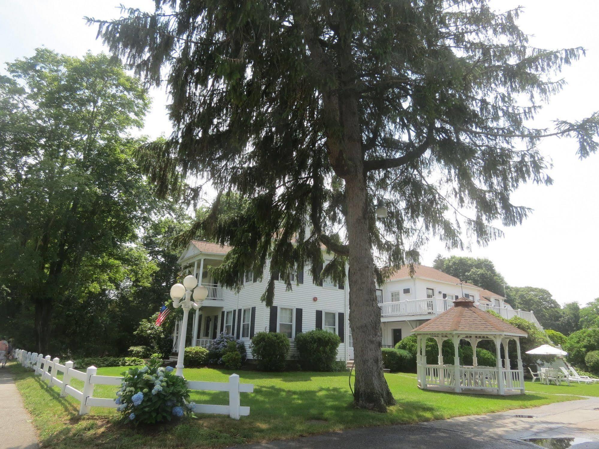 Shoreway Acres Inn Фалмът Екстериор снимка